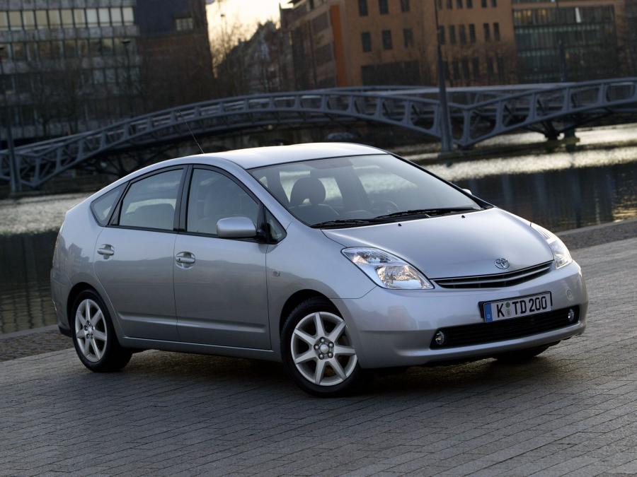  Toyota Prius 2003 года  (фото 21 из 30)